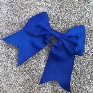 Blue cheer bow